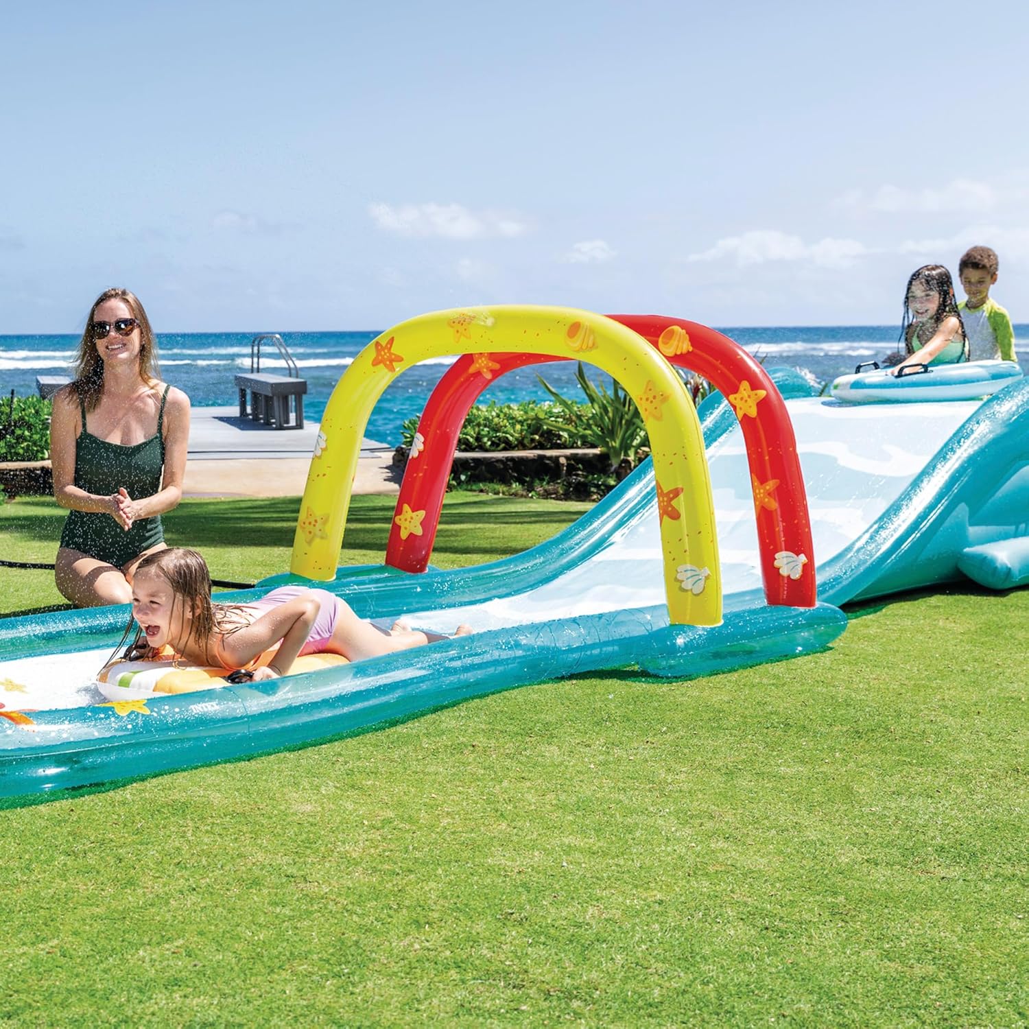☀️Children's Inflatable Slide💦with Water Sprinkler